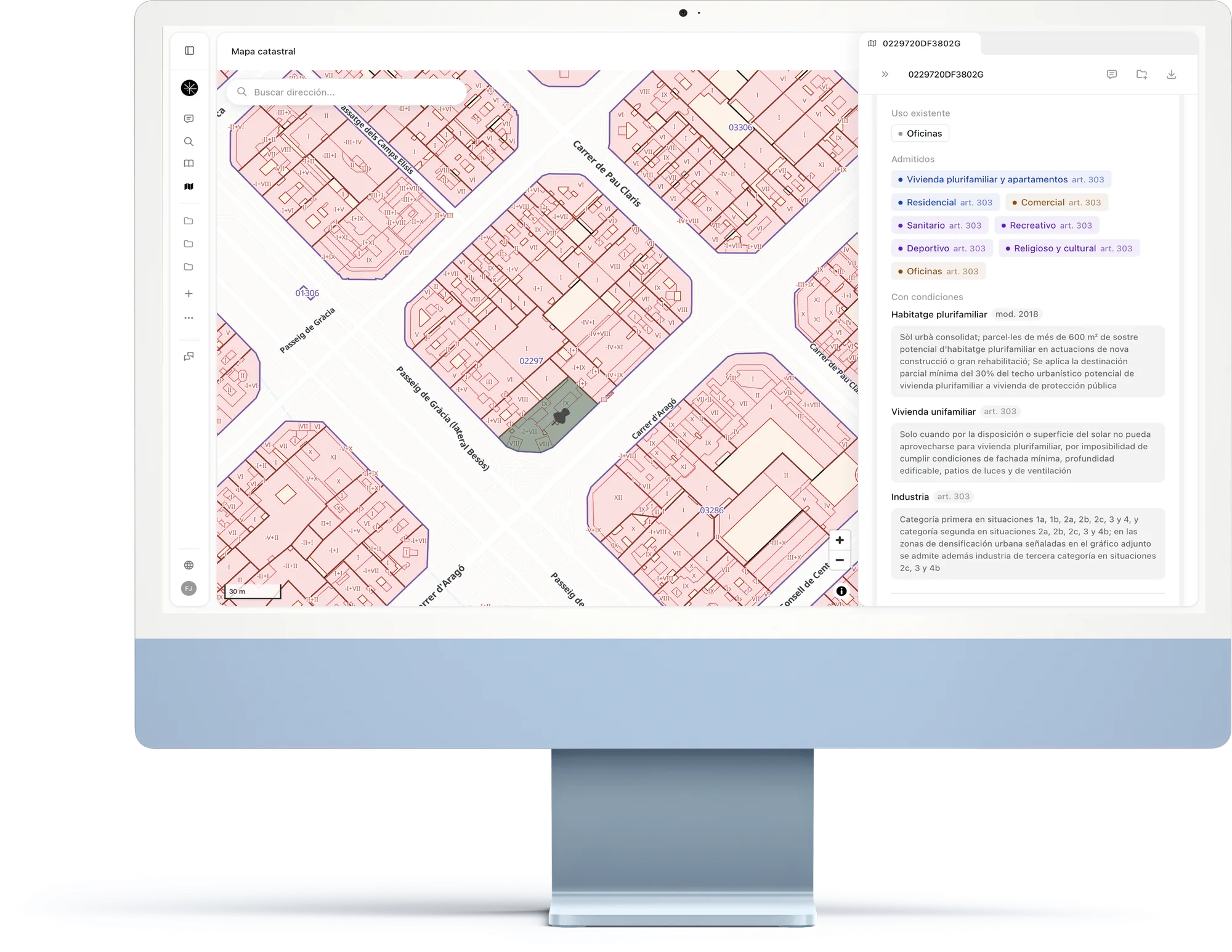 Pantalla de IURAX con el mapa de la parcela y su ficha urbanística