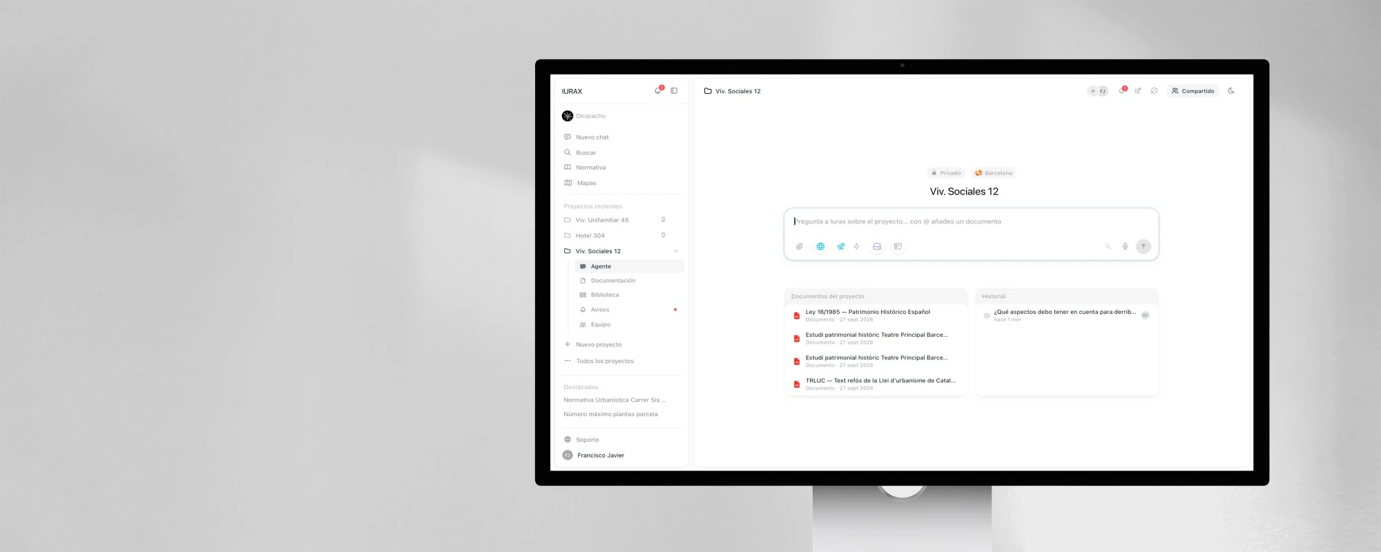 Un proyecto abierto con su documentación y el historial de consultas